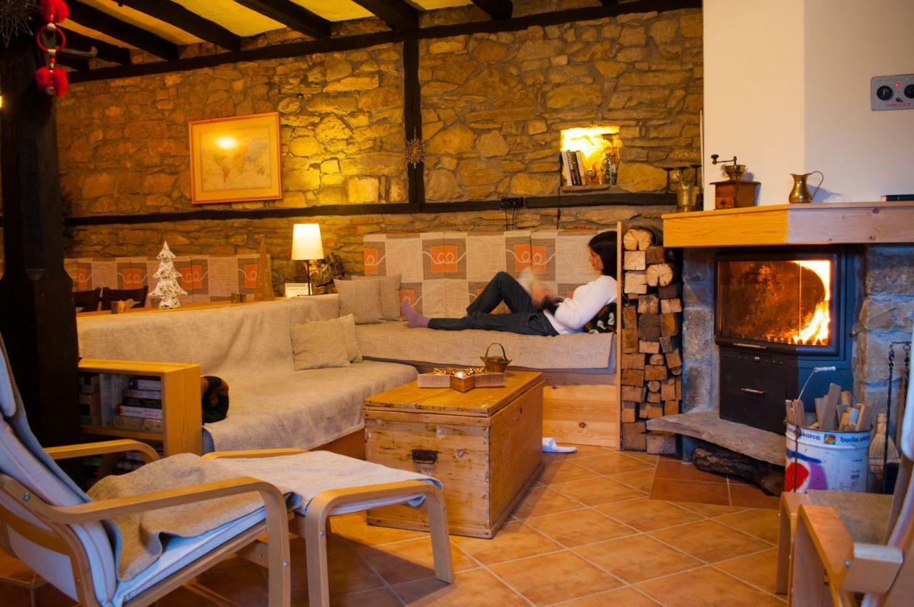 Guest House Epochs since 1871 Lyaskovets Extérieur photo